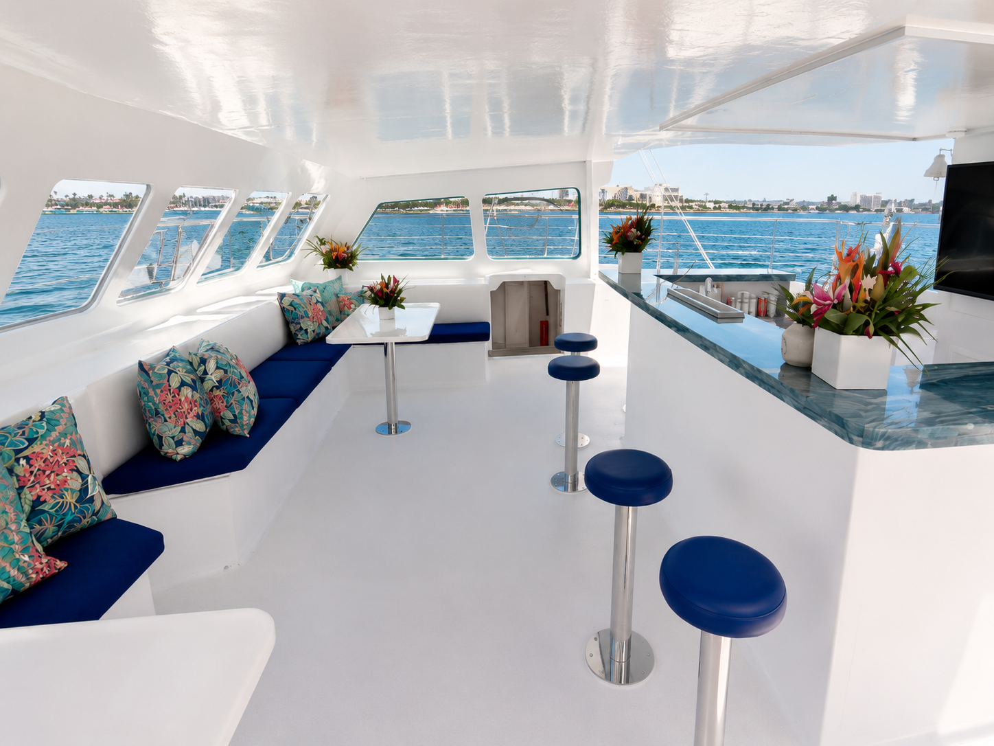 Spacious Interior Lounge